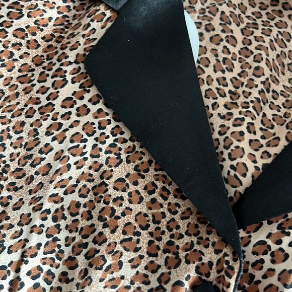 Inner Most Leopard Print Silky W/Black Satin Trim 2-PcPajama Set Oversized NWT - Picture 9 of 9